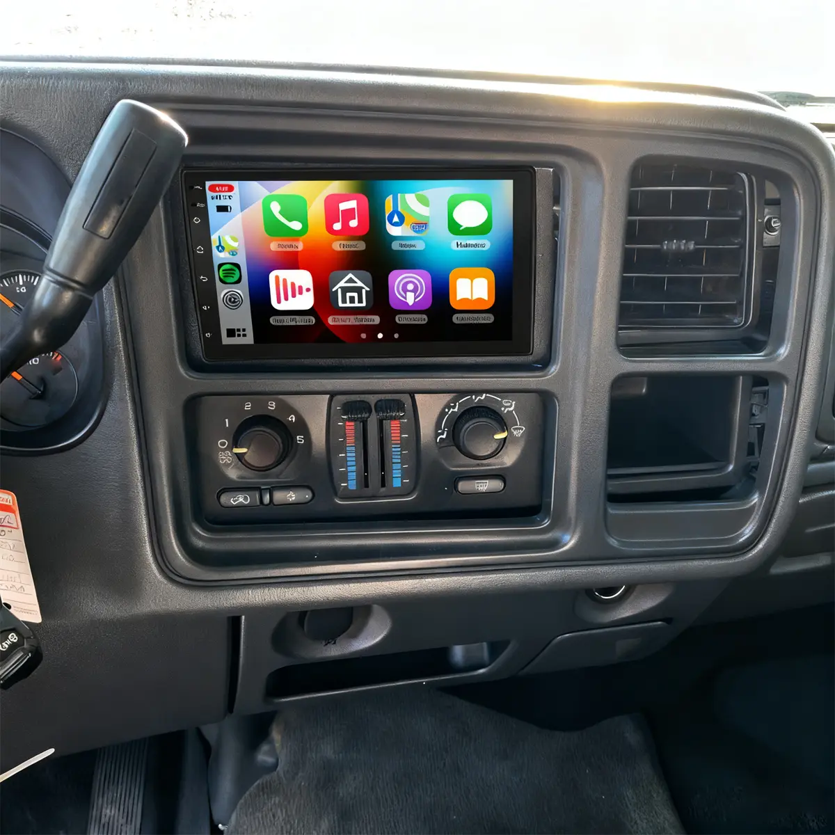 7" Car Stereo for 2003–2006 Chevy Silverado –Compatible with Wireless CarPlay & Android Auto, 2+32GB, GPS, AHD Camera, Bluetooth Mic  carplay screen