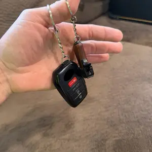 Mini Metal Keychain "El Águila" Collectible Style with Detailed Design and Premium Finish Unique Accessory for Quality and Presentation