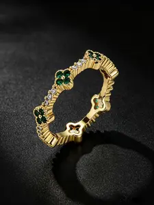 Women 14K Gold Tone Plated Clover Ring, Inlaid Imitation Emerald Green Cubic Zirconia, Dainty Stackable Band Ring, Elegant Fashion Jewelry For Women Daily Party Wedding Dating Wear