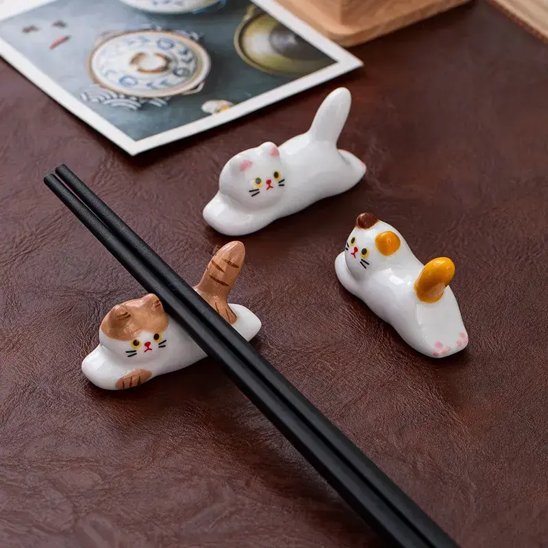 1pc Ceramic Cute Chopstick Holder Tableware Japanese Style Underglaze Restaurant Simple Oval Spoon Bracket Utensil for Kitchen