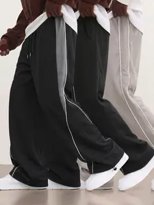 3-pack men’s trendy sports straight-leg pants for spring/autumn, side gray contrast color paneling, urban street fashion versatile casual trousers, lightweight polyester fabric, suitable for everyday workouts.