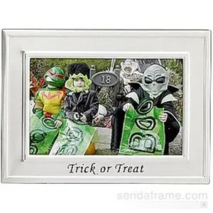 212 MAIN Rectangular Wood 6x4 Trick or Treat Photo Frame, Halloween Baby & Maternity Room Decor, Lawrence Frames 508864