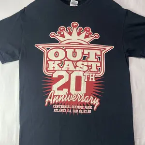Outkast 20th Anniversary Hip Hop Rap T-Shirt Gildan Tag