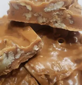 SweetStings Homemade Pecan Candy Praline Sweet Snack Bonbon - Rich Creamy Melts in Mouth - 9-12 oz Bags Full & Half Size Pans