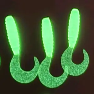 Micro Baits – 1.5" Glow Chartreuse Curly Tail Grub (20pk)