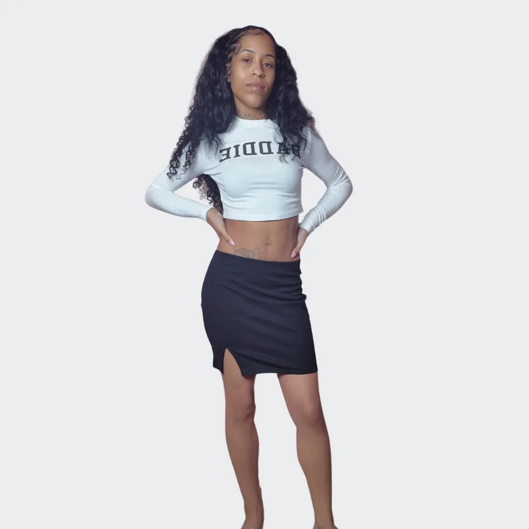 Meet Up Skirt - Black Tube Skirt with Side Split for Women's Fashionable Silhouette