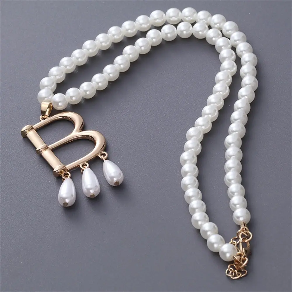 Fashion Queen Anne Boleyn Cosplay Women's Faux Pearl Necklace Halloween Noble Renaissance Accessory