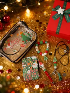 6pcs-Christmas Keychain Set, Holiday Accessory, Festive Design, Cute Keychain, Perfect Gift for Friends & Family, Ideal for Christmas Celebrations