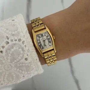 Retro Gold White dial Women Minimalist Watch Bracelet Stainless steel + gift bag