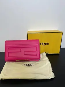 Pre-owned FENDI LEATHER Small Leather Goods WALLET ON CHAIN