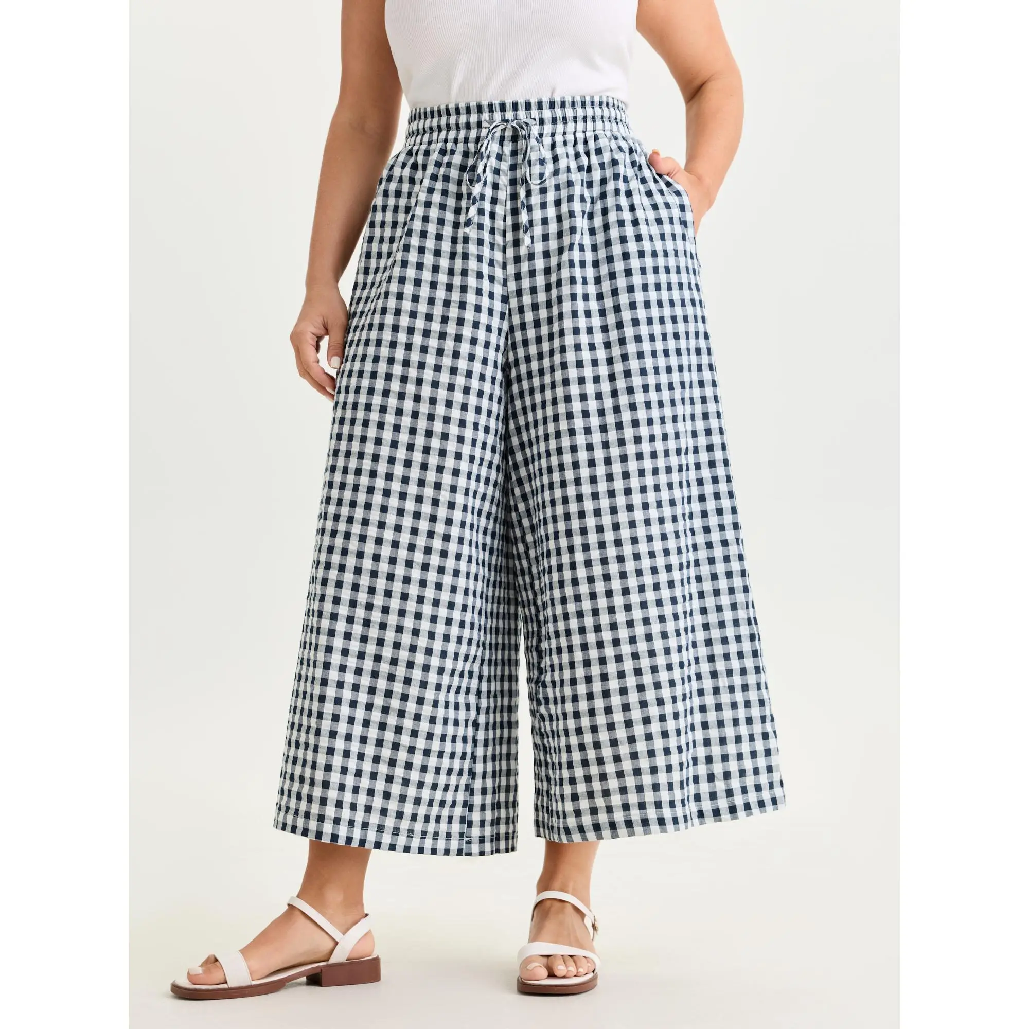 BloomChic Women's Plus Size Plaid Mid-Rise Cropped Pants, 100% Cotton Straight-Leg Garment with Lace-Up Detail & Side Pocket