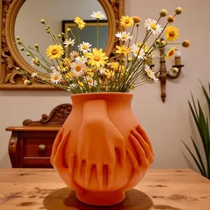 Graceful Hands Sculpture: Elegant Home Decor Accent