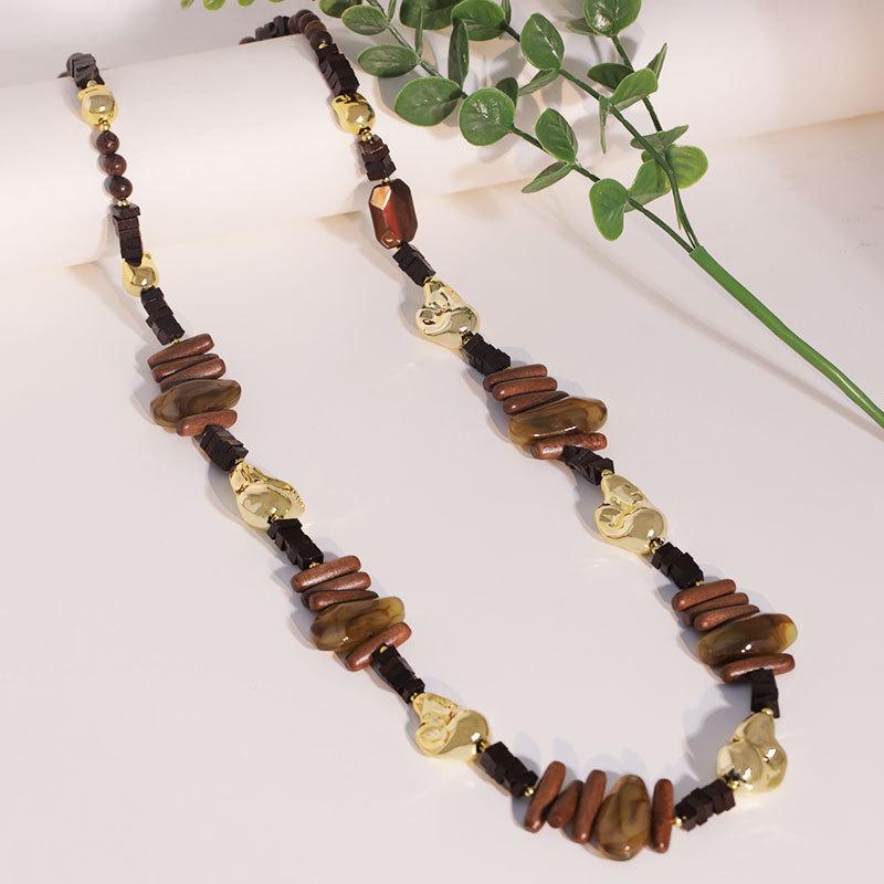 New vintage and laid-back Bohemian style wooden flat bead shiny irregular color long necklace