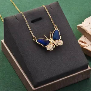 Trendy Temperature-changing Color Butterfly Magnetic Necklace Niche Design Celebrity Temperament Collarbone Chain accessories
