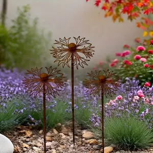 Rusty Iron Flower Garden Stake, Charming Garden Decoration, Perfect Gift, Outdoor Art, Ideal Yard Decor, Beautiful Garden Ornament