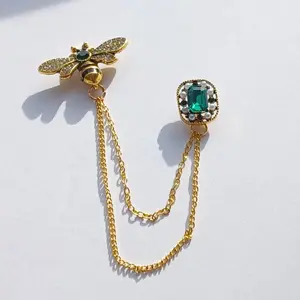 Emerald Green Bumble Bee Chain Brooch