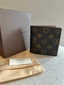 Pre-owned Louis Vuitton Coated Canvas and Leather Men Wallet Monogram Portefeuilles Marco Bi Fold Wallet Small Leather Good