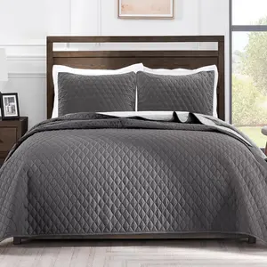 Ultrasonic Reversible Full Queen Bedding Set with Pillow Shams, Lightweight Queen Size, Soft Bedspreads Bed Coverlets for All - (Grey, 90"x96")