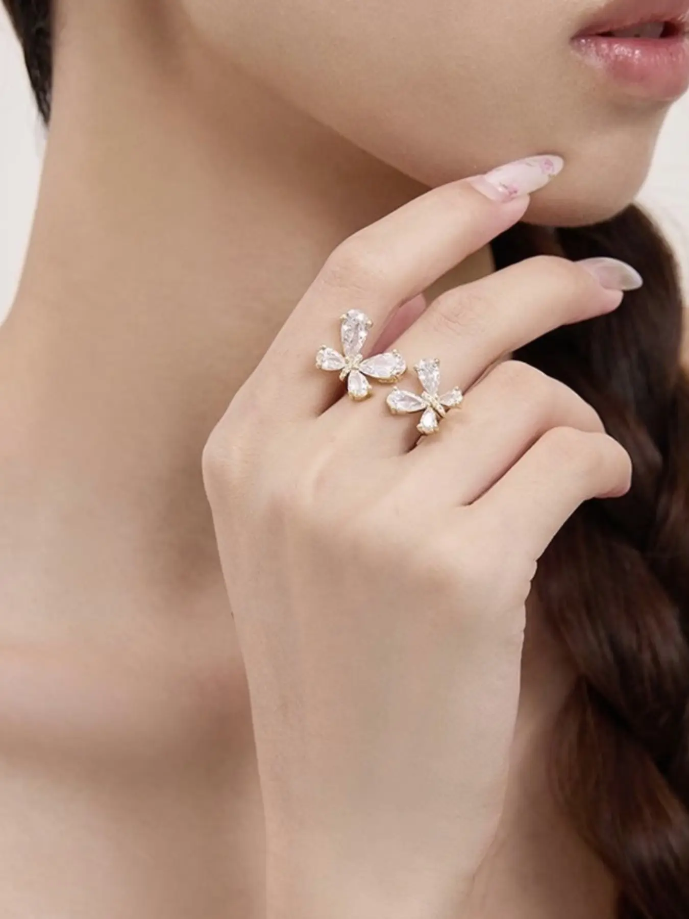 Vintage Butterfly Ring with Rhinestones, Adjustable Open Cocktail Ring, Sparkling Jewelry for Parties and Dates, Casual Style