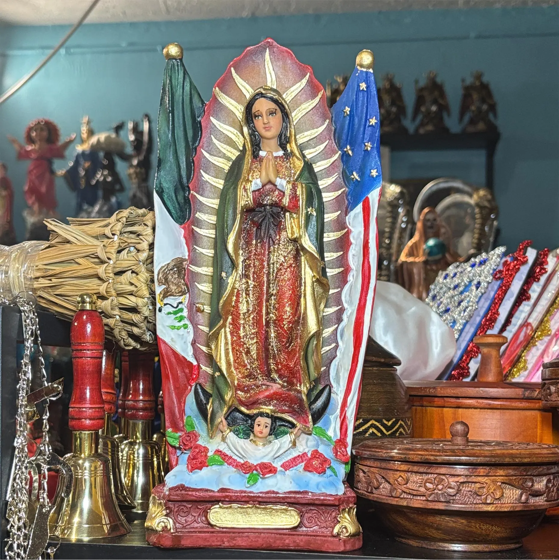Virgen de Guadalupe Cultural Symbolic Statue, 12 in, with American and Mexican Flags, for Home Decor Room Decor