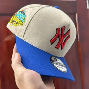 MLB New Era 59FIFTY Adjustable Snapback – Yankees & Dodgers Cap Designed for Fashion-Forward Street Style Fans