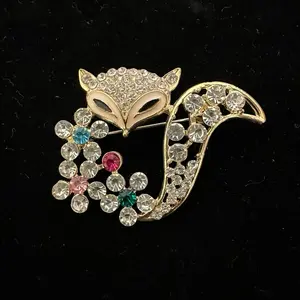 Rhinestone Fox Brooch with Colorful Gemstone Accents and Gold Tone Finish for Elegant Outfits