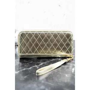 Taytum Quilted Wristlet Wallet - Geometric Plain Stitching Fashionable Eye-Catching Travel Accessory