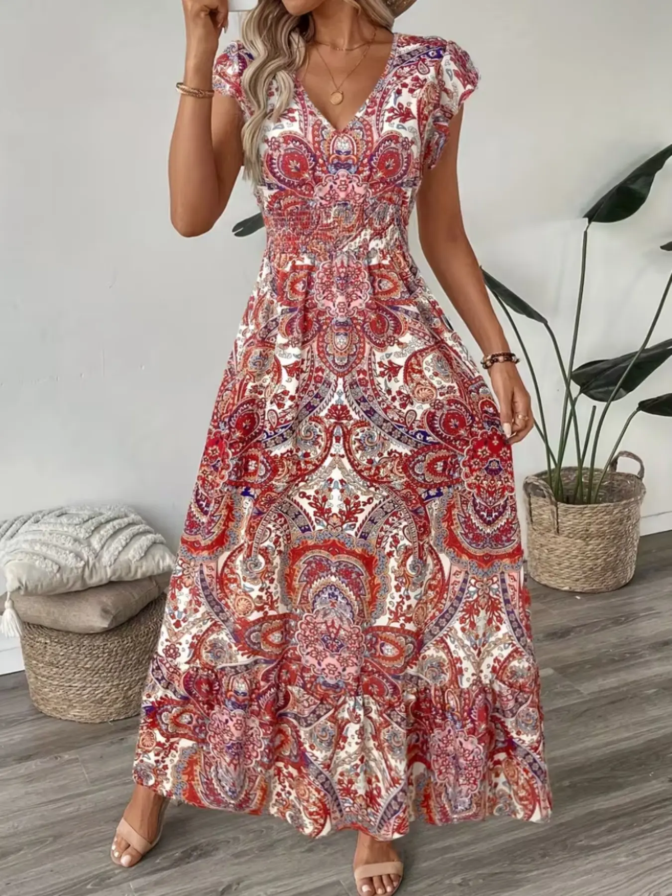 Boho Style Women's V-Neck Short Sleeve Dress, Summer Vacation Casual Wear Fashion Trendy Floral Print Design, Bohemian European & American Inspired Clothing, Boho Beach Sundresses
