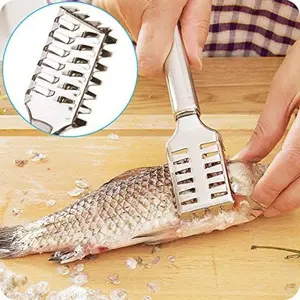 Fish Scale Remover, Fish Scale Brush, Stainless Steel Serrations, Easy To Remove Fish Scales, Skin Cleaning Tool, Scraper, Kitchen Tools,Suitable For Chefs And Home Chefs
