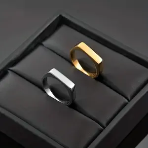 A Simple Flat Wide Golden Stainless Steel Ring, A Stylish And Trendy Multi-functional Ring, Suitable For Men And Women To Wear Daily, Suitable For Wedding Rings And Couple Rings.