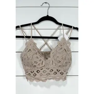 Feel Pretty- Lace Bralette - VARIETY COLORS