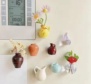 A Set Of Mini Ceramic Vase Refrigerator Magnets That Can Be Attached to Metal Pegboards, Entryways, and Sideboards; They Also Feature a Miniature Hydroponic Function, Allowing You to Display Dried Flowers Or Real Hydroponic Plants – a Multi-purpose Item.