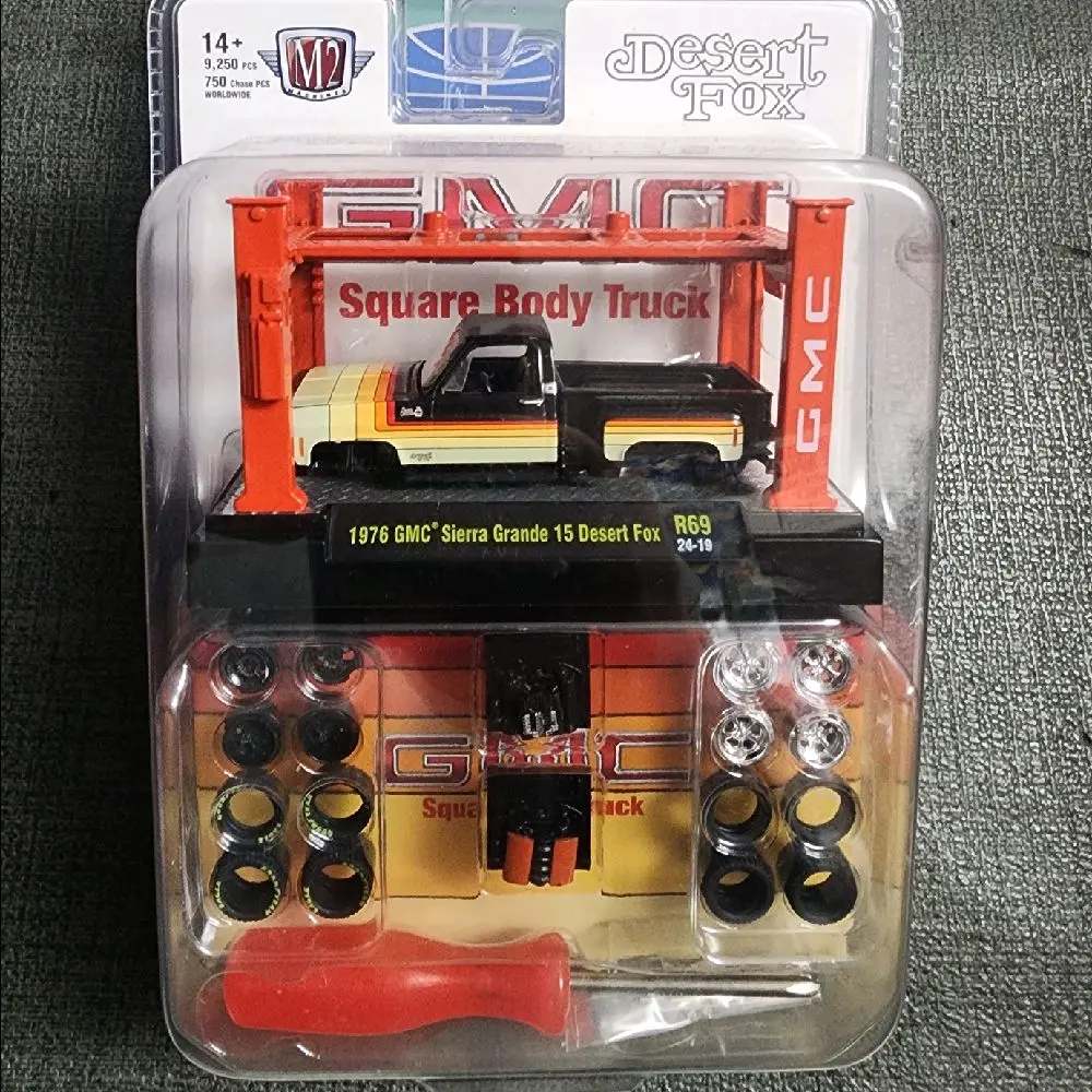 Desert Fox GMC Square Body Truck R69 1976 Sierra Grande 15 Desert Fox 4x4 Toy Model with Accessories