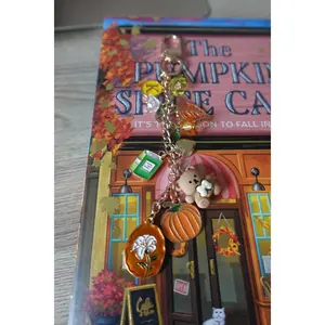 The Pumpkin Spice Kindle Charm 🍁🍂