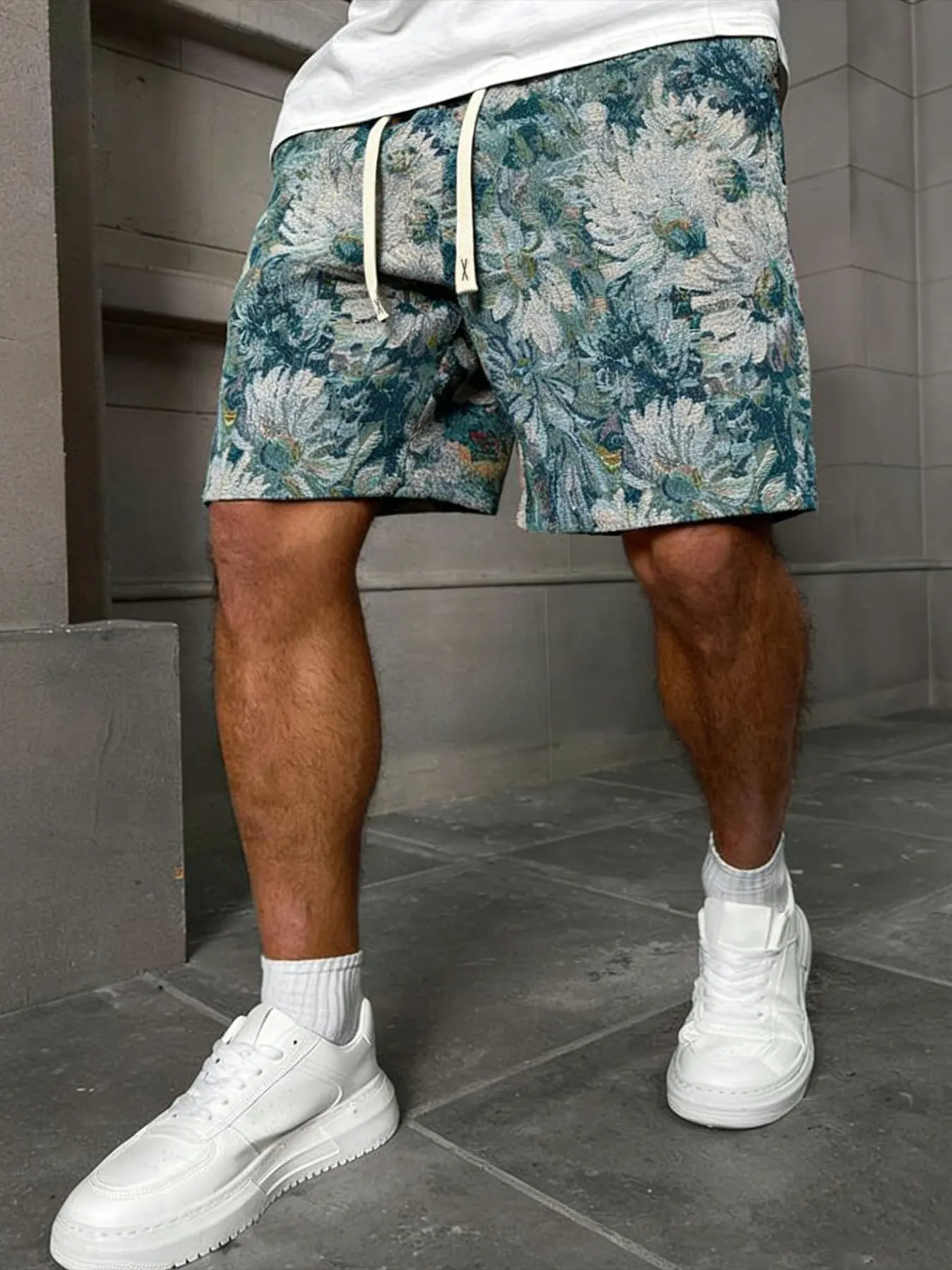 Retro Tropical Floral Tapestry Casual Print Loose Casual Fit Fashion Shorts Casual Streetwear Bottoms | Green & White Aesthetic Woven Bottoms