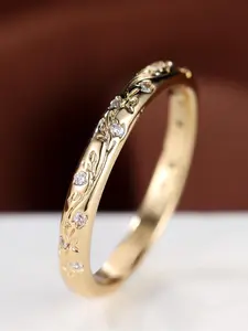 Women's Elegant Floral Engraved Ring with White Cubic Zirconia Decoration, Cubic Zirconia Rings, Exquisite Trendy Ring, Fashionable Jewelry for Women As Engagement Wedding Jewelry