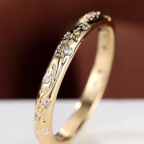 Women's Elegant Floral Engraved Ring with White Cubic Zirconia Decoration, Cubic Zirconia Rings, Beautiful Rings, Exquisite Trendy Ring, Fashionable Jewelry for Women As Engagement Wedding Jewelry, Wedding Promise Rings