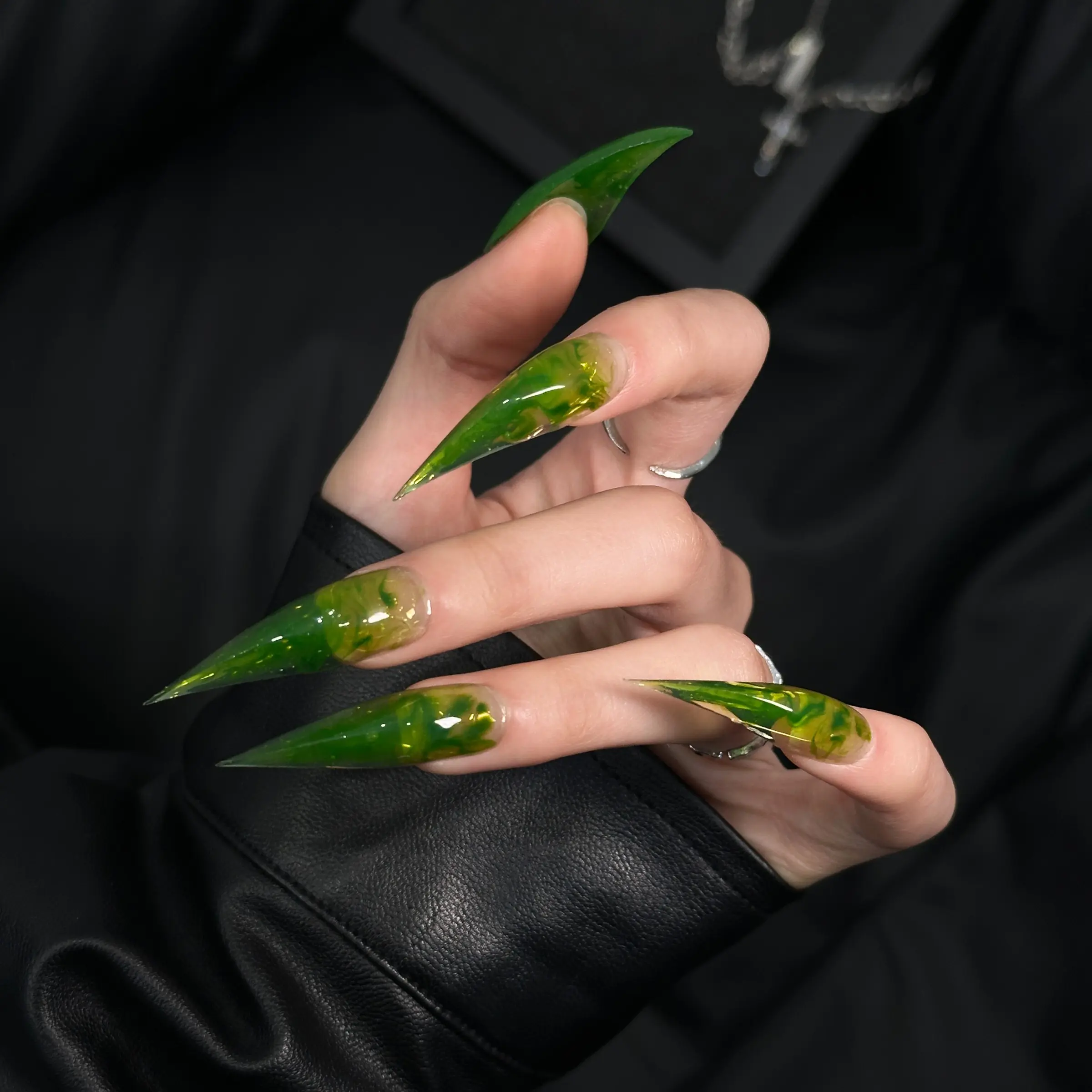 Handmade Gradient Cloud Pattern False Nails, Long Dragon Claw Wearable Nails, European Style Cat Paw High Transparency Nails, Glossy Acrylic Nails, Acrylic Fake Nails