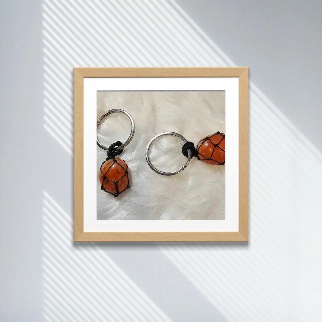 Stunning Carnelian Keychain - Boost Creativity and Confidence on the Go with Compact Size and Positive Energy