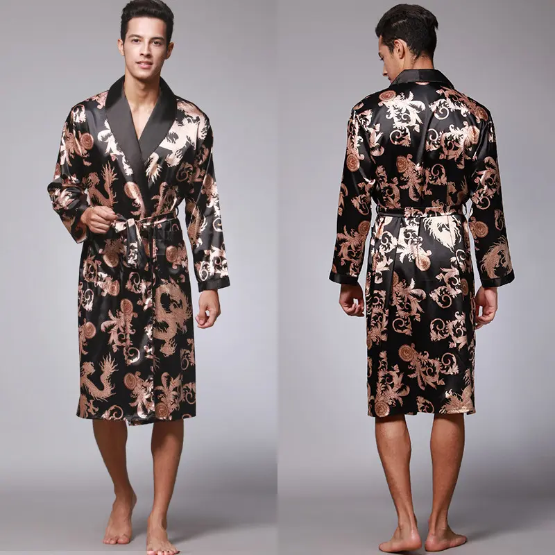 WP032 Single Robe Black
