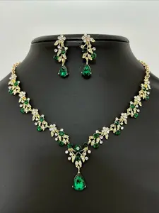 3PC Gorgeous Imitation Emerald Cubic Zirconia Jewelry Set Golden Bridal Necklace Earrings Set Elegant Jewelry Set Wedding Engagement Jewelry