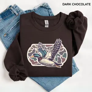Camo Flying Mallard Duck Sweatshirt, Vintage Waterfowl Hunting Crewneck, Retro 90s Duck Hunter Pullover, Old School Outdoor Graphic Top Gift