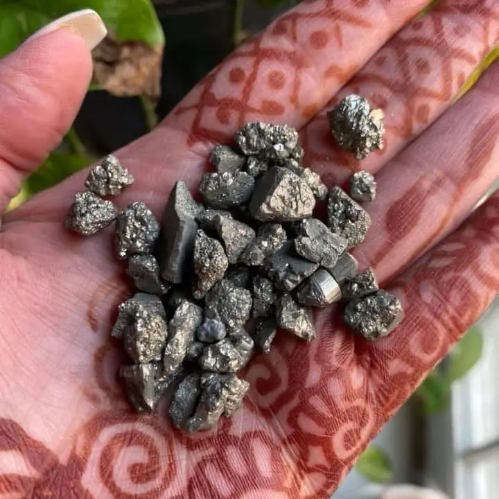 Pyrite raw crystals chips 2oz ideal for candles, jewelry. Good for attracting wealth
