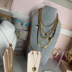 Live Necklace