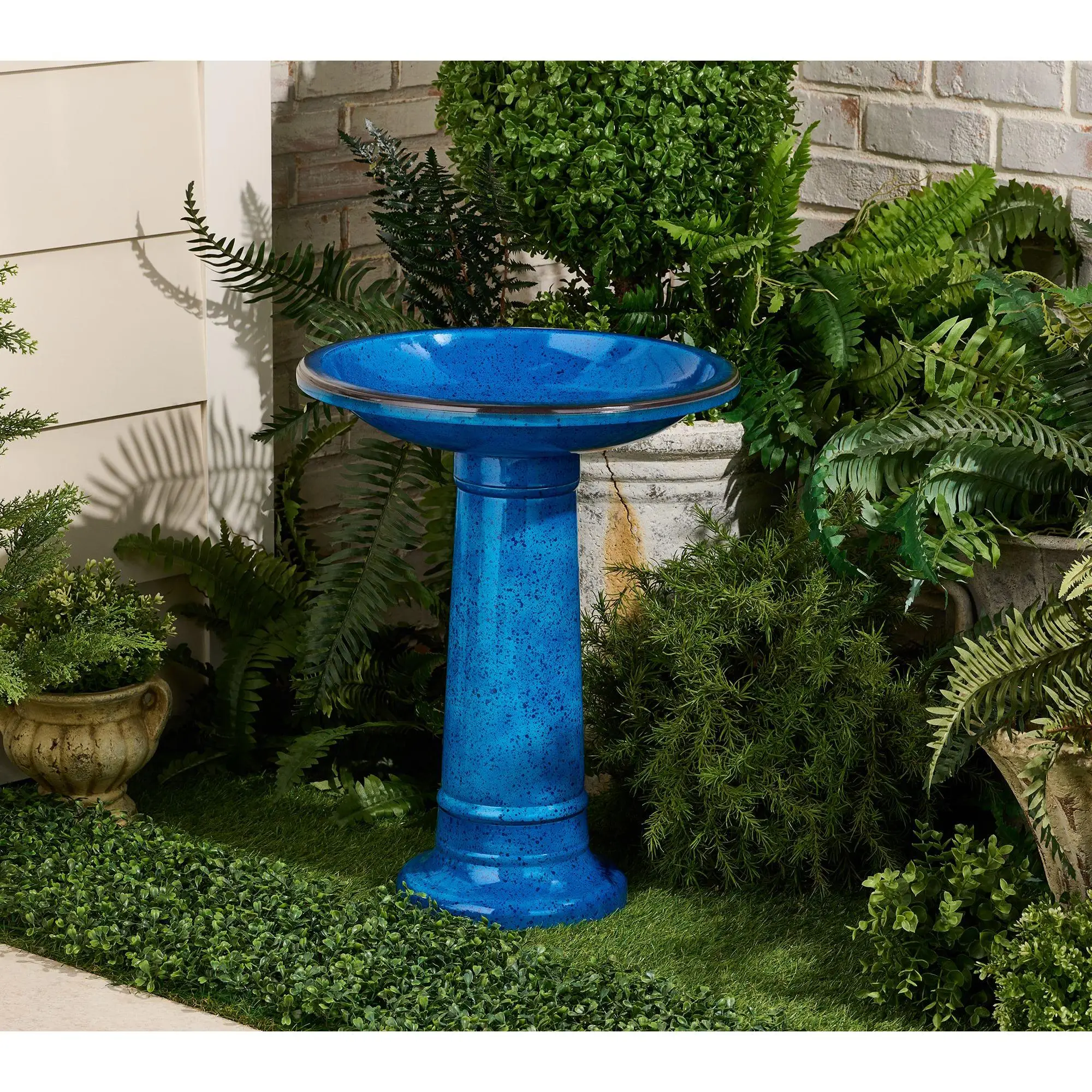 Jennings Faux Ceramic Bird Bath With Fillable Base