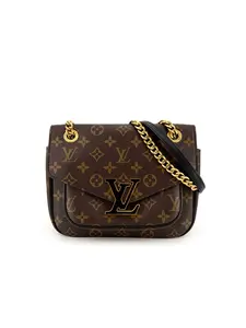 Pre-owned Louis Vuitton Monogram coated canvas Crossbody Bags Passy Monogram Crossbody Bag