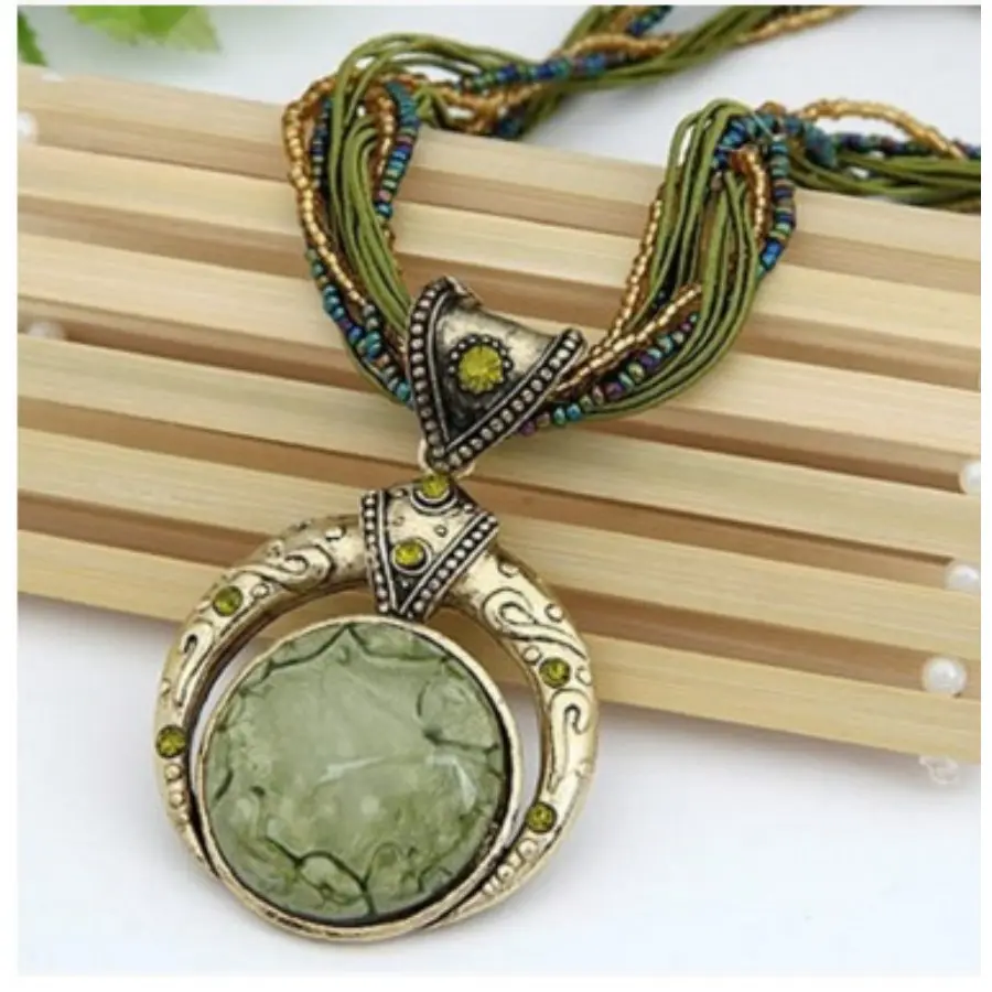 Women's Handmade Pendant Necklace, Boho Style Jewelry with Round Artificial Gemstones, Alloy Fashion Accessory for Parties & Festivals, Handmade Fashion Accessory