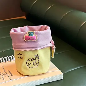 Fashion Japanese Style Zipper Stationery Box, Large Capacity, Cute Embroidered Pattern, Suitable for Girls and Students, Durable Nylon Material, Pencil Bag