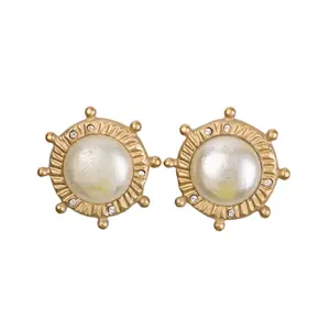 Pre-owned Chanel CC Pearl Earrings E2300107