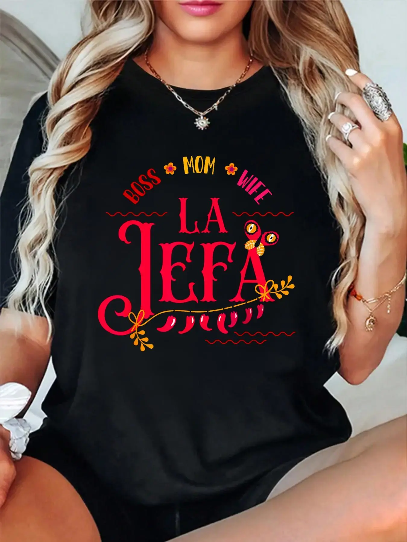 100% Cotton T shirts Latin or Mexican mothers day Design or Boss mom wife La jefa T-Shirt Breathable & Comfort Fit Tee Women,Short Sleeve Crew Neck Top for All Seasons,Graphic Tees Women Tops